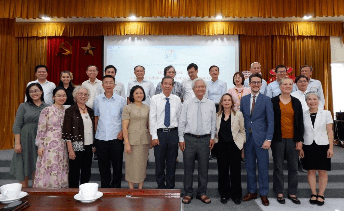 Partenariat scientifique entre l’Institut Ad Memoriam (Université Paris Cité) et l’Association de santé publique de Hô Chi Minh-Ville (HPHA)